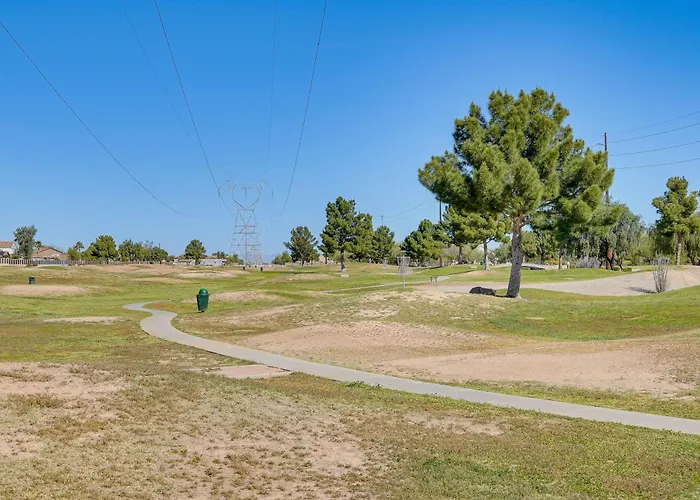 Holiday home Spacious Backyard! Family Haven In San Tan Valley