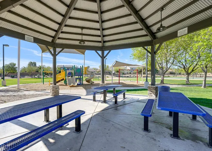 Spacious Backyard! Family Haven In San Tan Valley * Magma